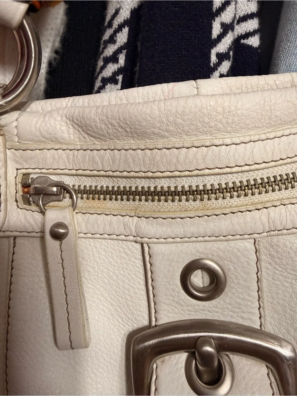 b. makowsky White Leather Shoulder Bag with Silver Hardware